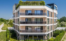 Athmospherevillaema Apartments